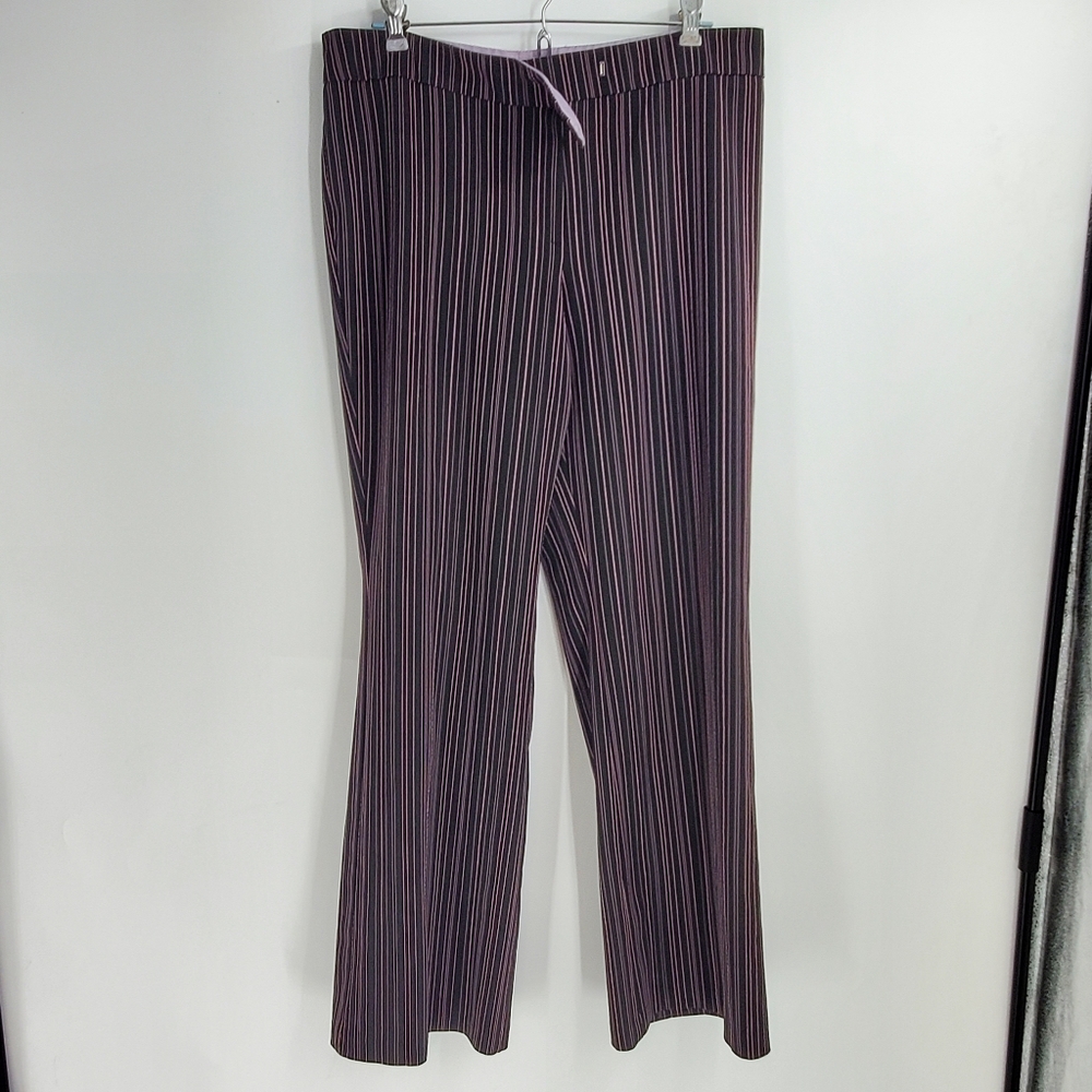MODERN ESSENTIALS juniors 13 black and pink pin stripe trousers